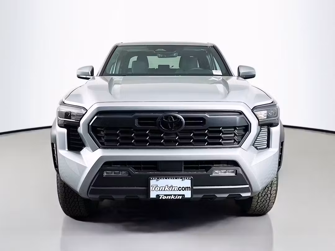 2026 Toyota Tacoma TRD OffRoad - Image 2