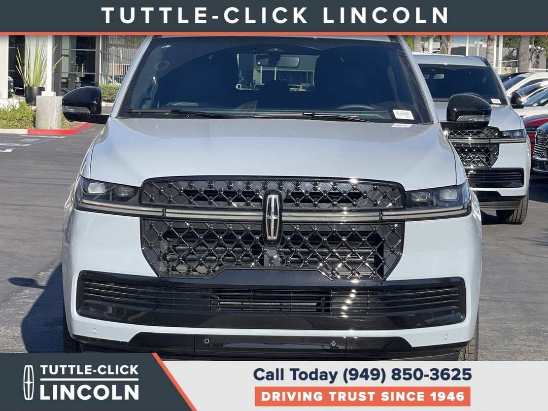 2026 Lincoln Navigator L Reserve - Image 2