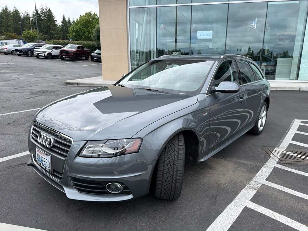 2012 Audi A4 2.0T Avant Premium Plus - Image 2