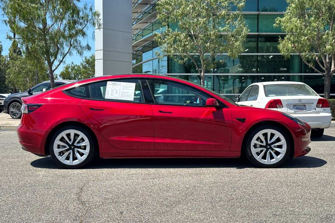 2022 Tesla Model 3 Long Range - Image 3