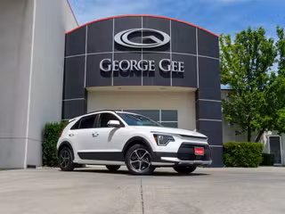 2026 Kia Niro EX