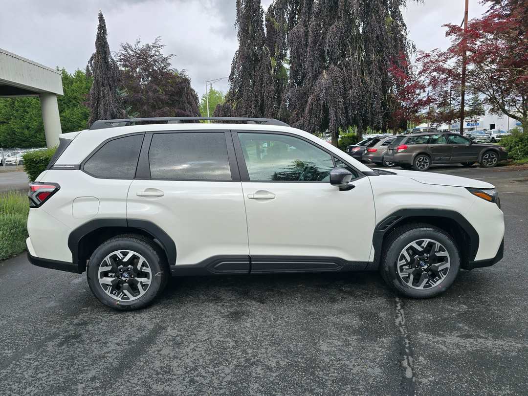 2026 Subaru Forester Premium - Image 3