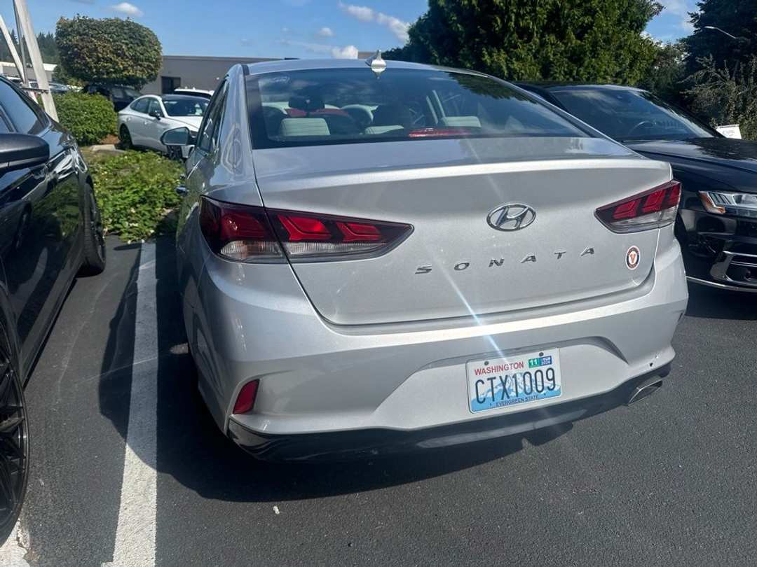 2019 Hyundai Sonata SEL - Image 3