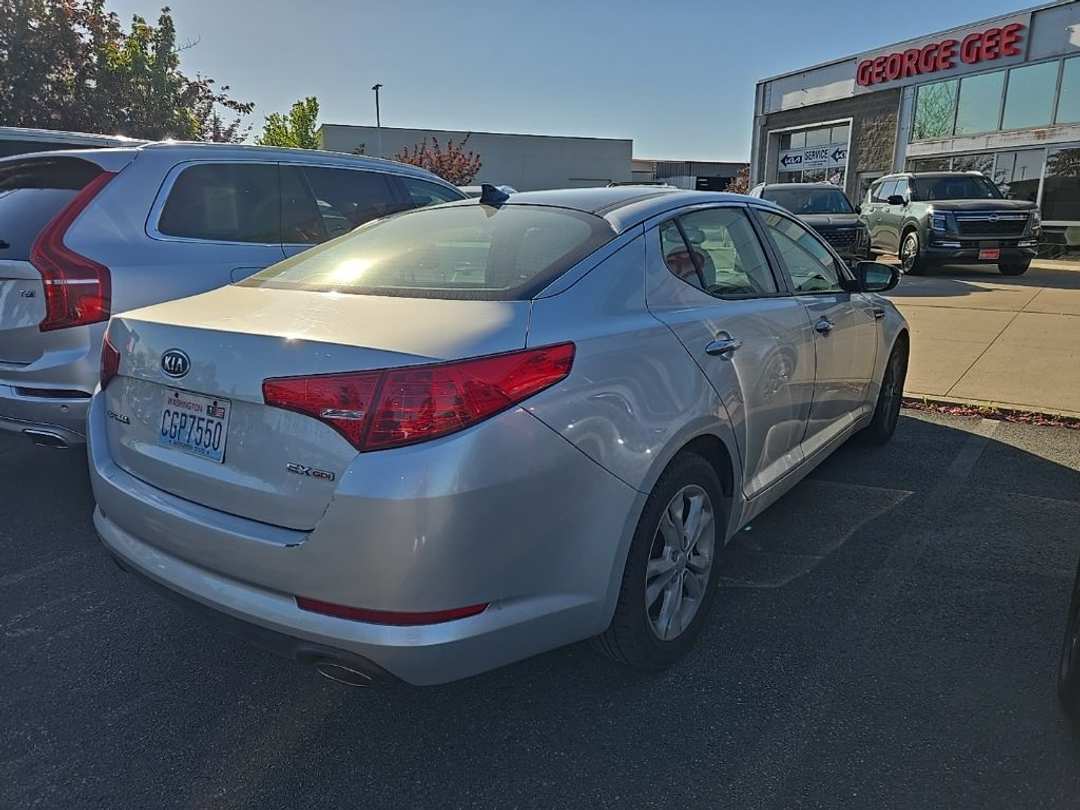 2012 Kia Optima EX - Image 2