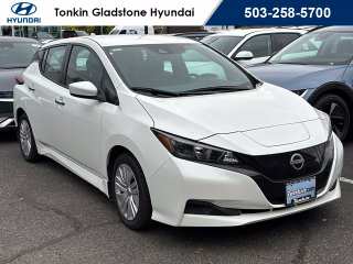 2025 Nissan LEAF S