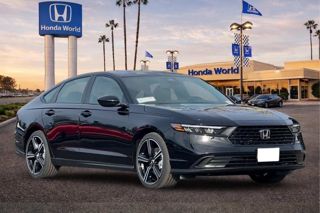 2026 Honda Accord Hybrid Sport - Image 2