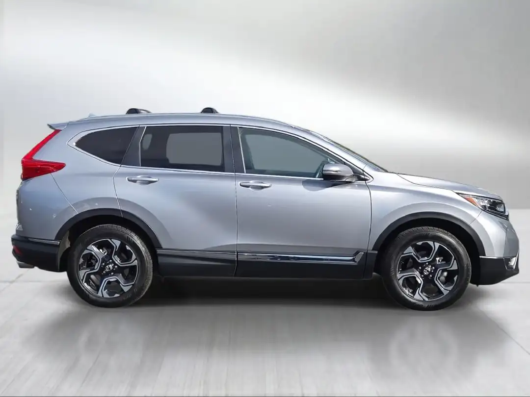 2019 Honda CR-V Touring - Image 3