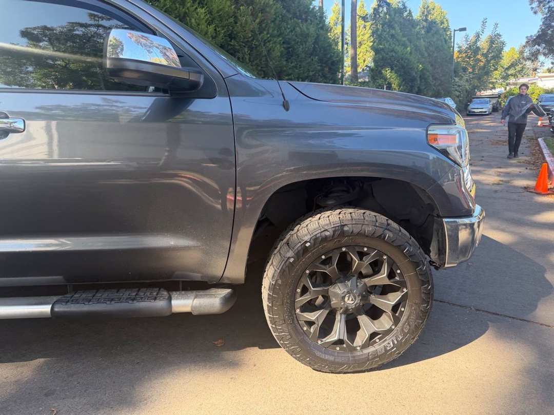 2018 Toyota Tundra Limited - Image 3