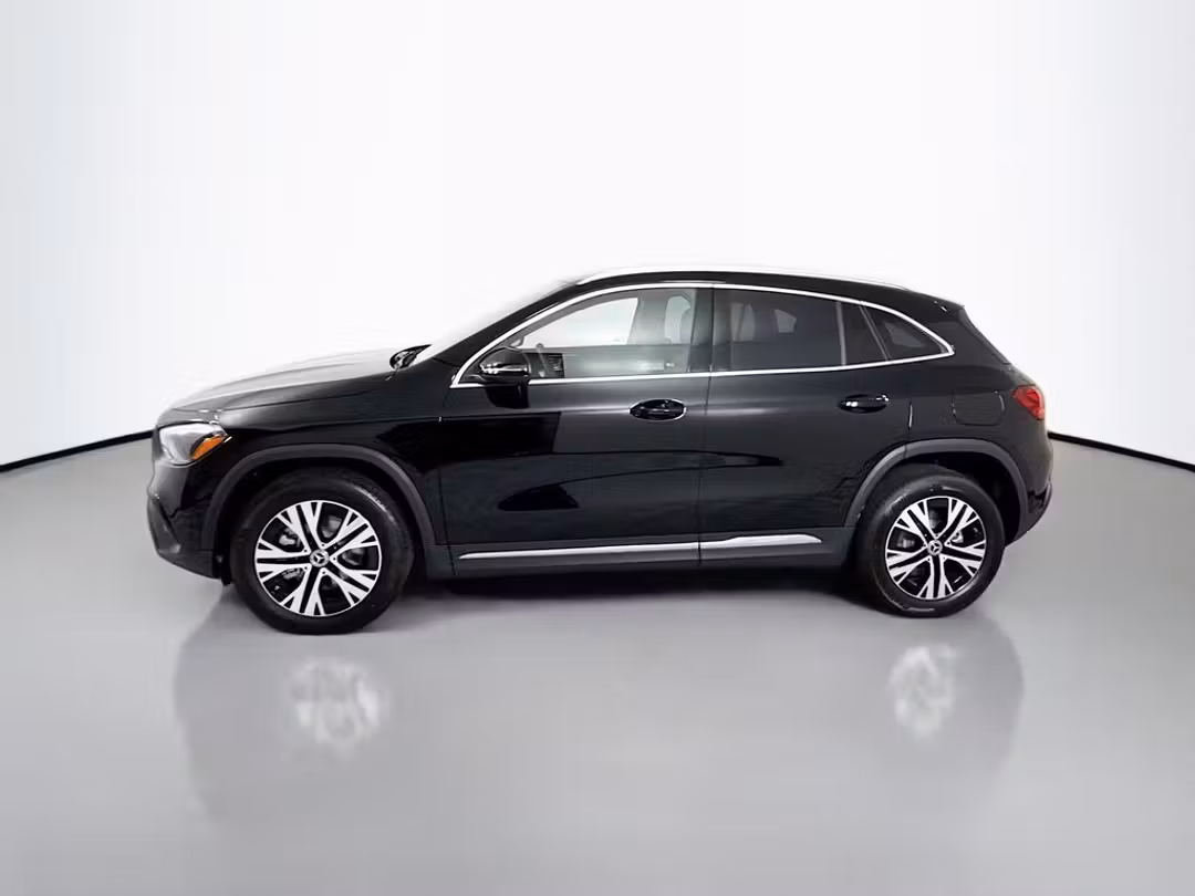 2026 Mercedes-Benz GLA GLA 250 - Image 2