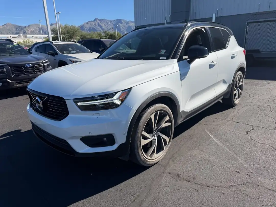 2020 Volvo Xc40 RDesign - Image 3