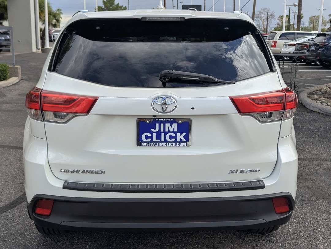 2018 Toyota Highlander XLE - Image 3