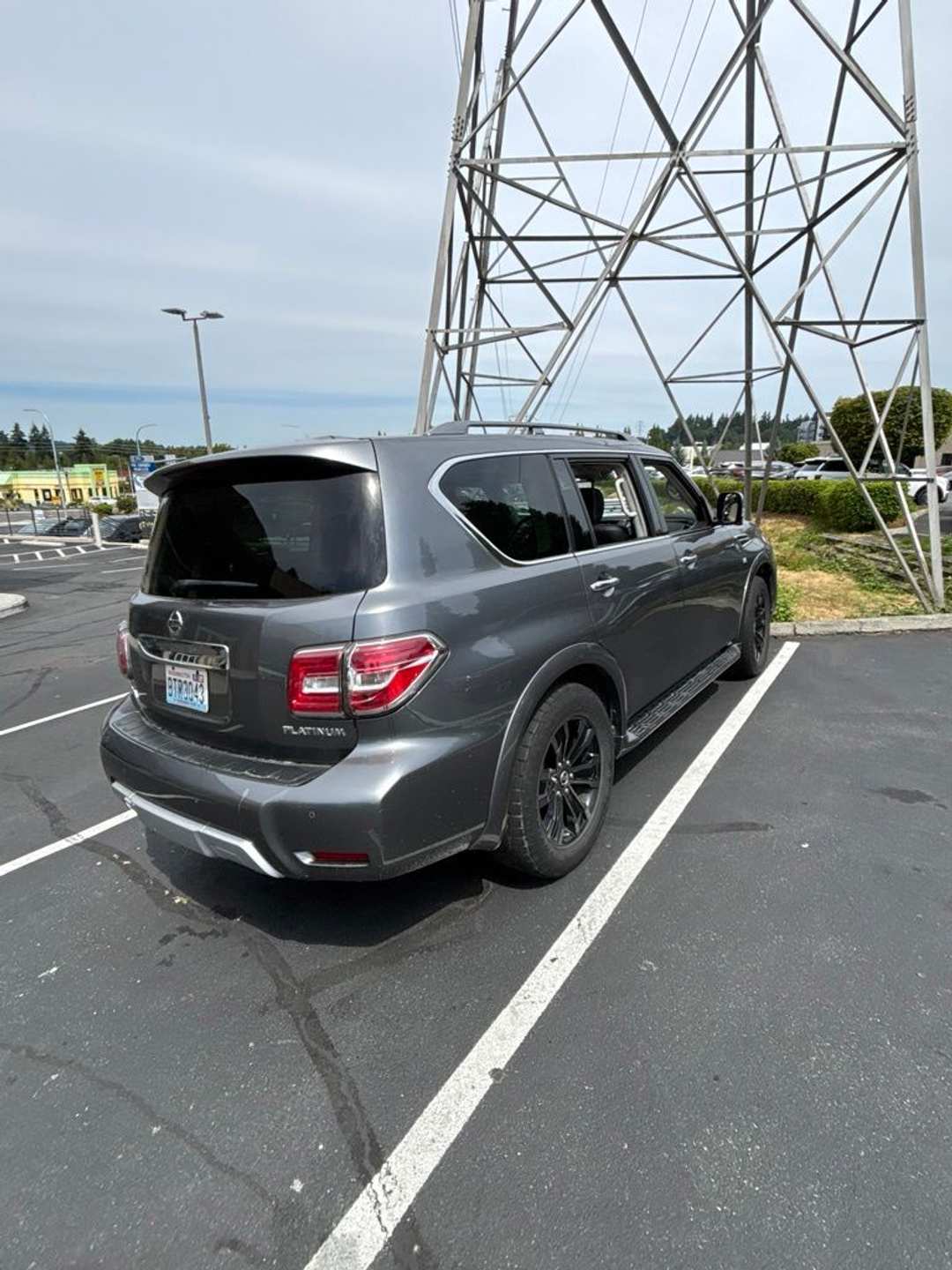 2018 Nissan Armada Platinum - Image 3