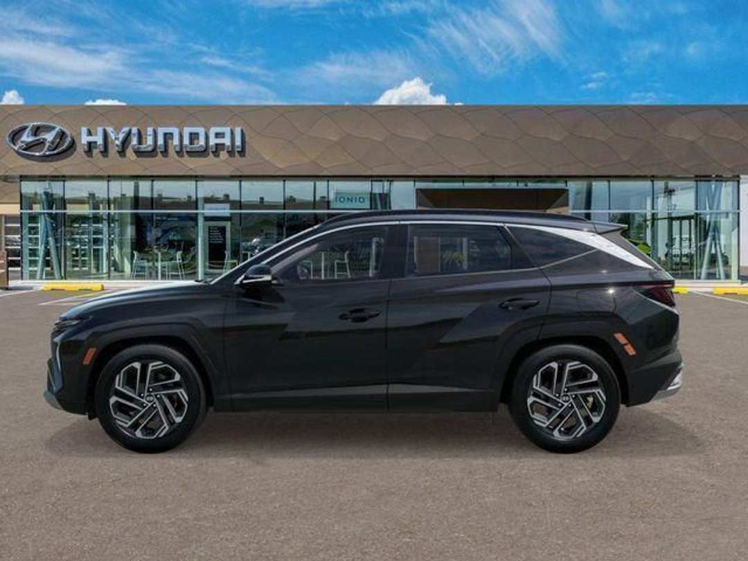 2026 Hyundai Tucson Hybrid Limited - Image 3