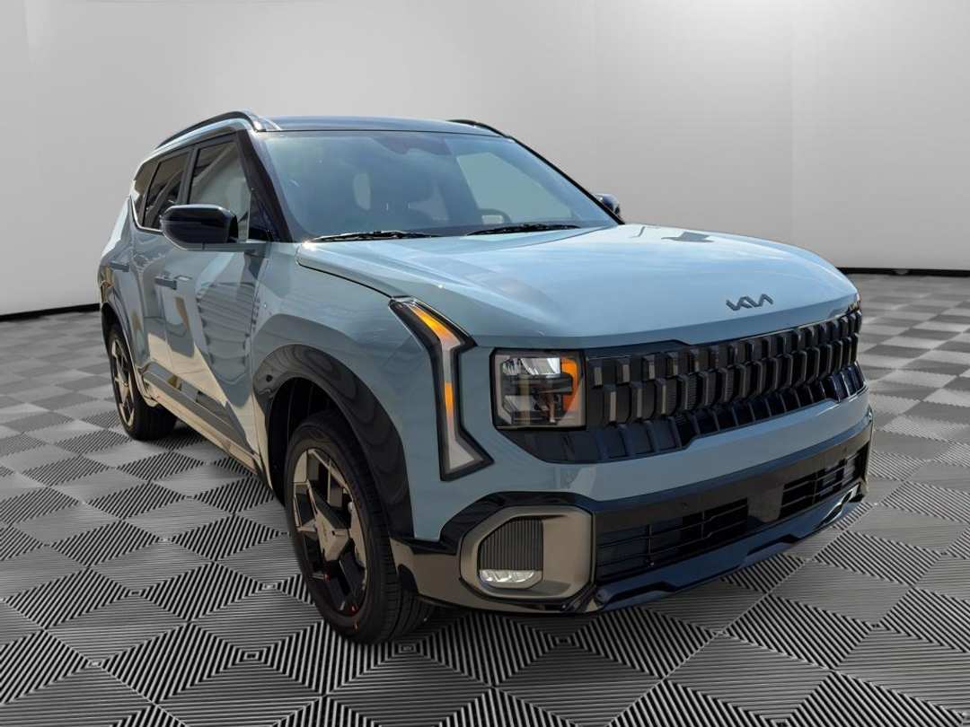 2027 Kia Seltos XLine S - Image 3