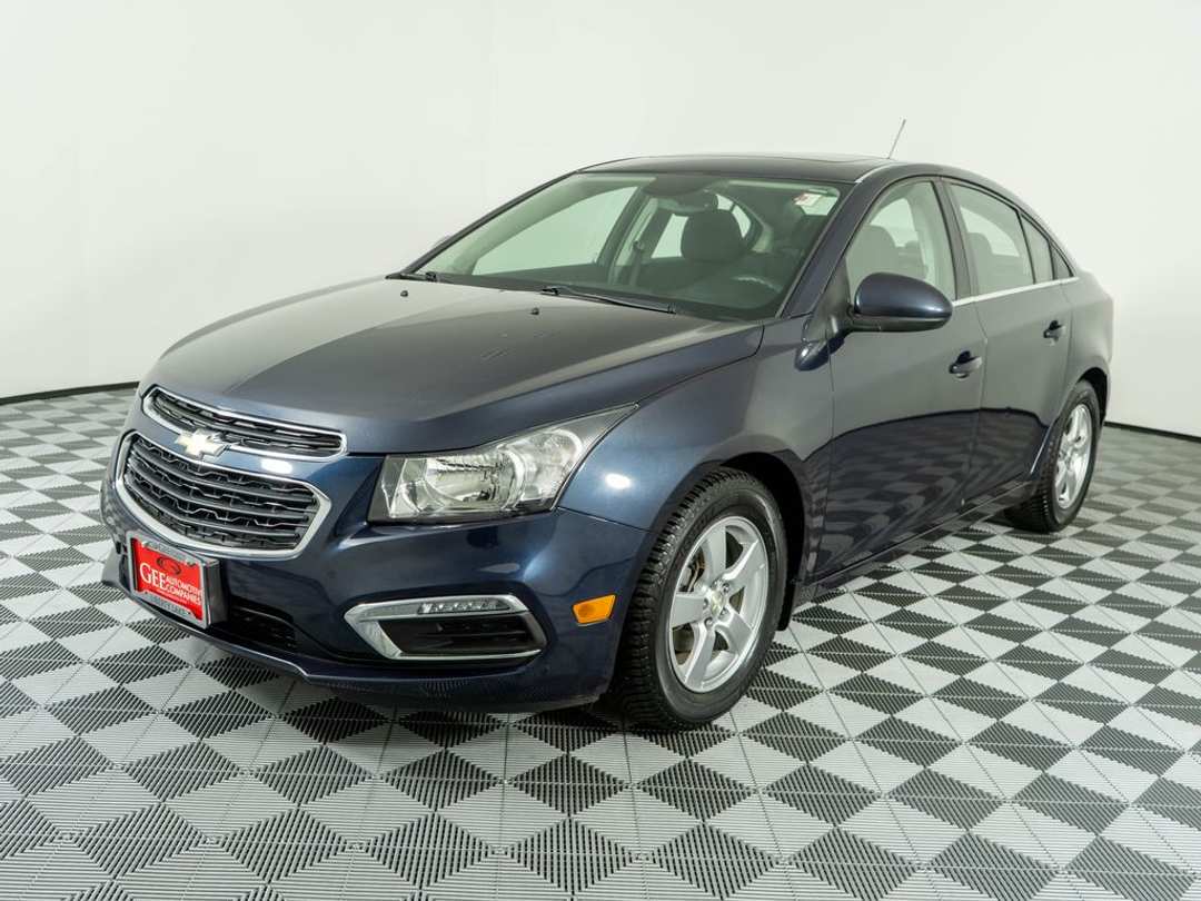 2016 Chevrolet Cruze Limited 1LT - Image 3