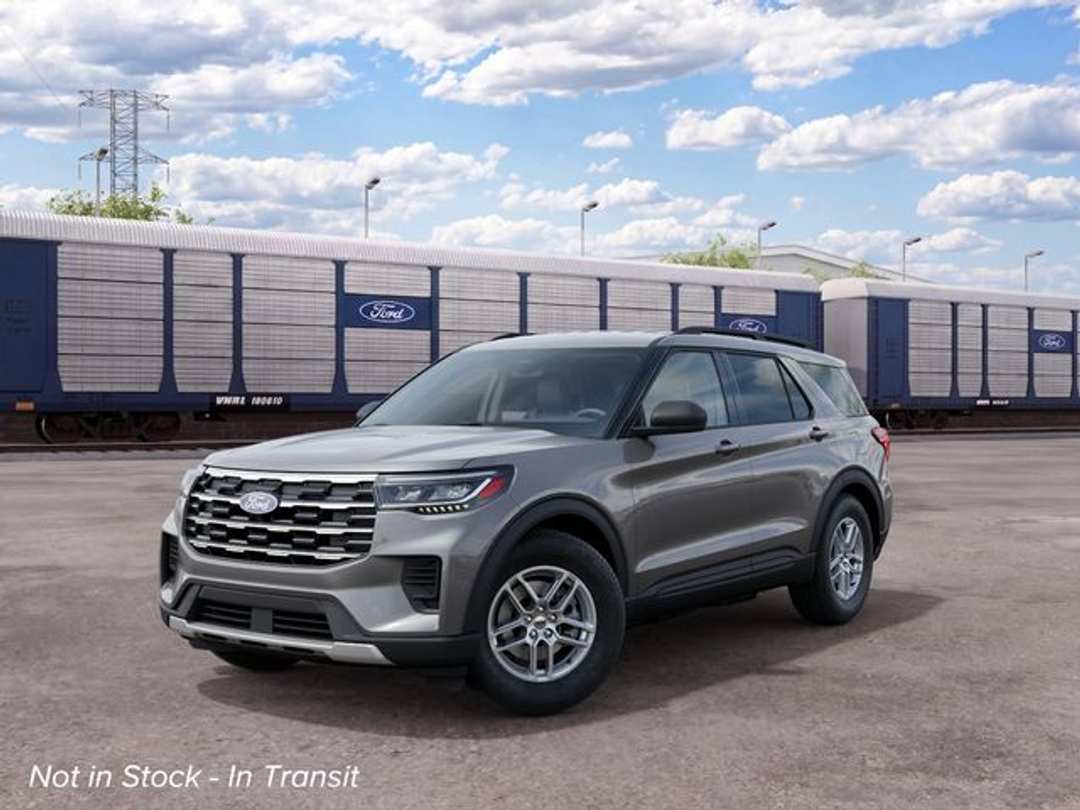2027 Ford Explorer Active - Image 2