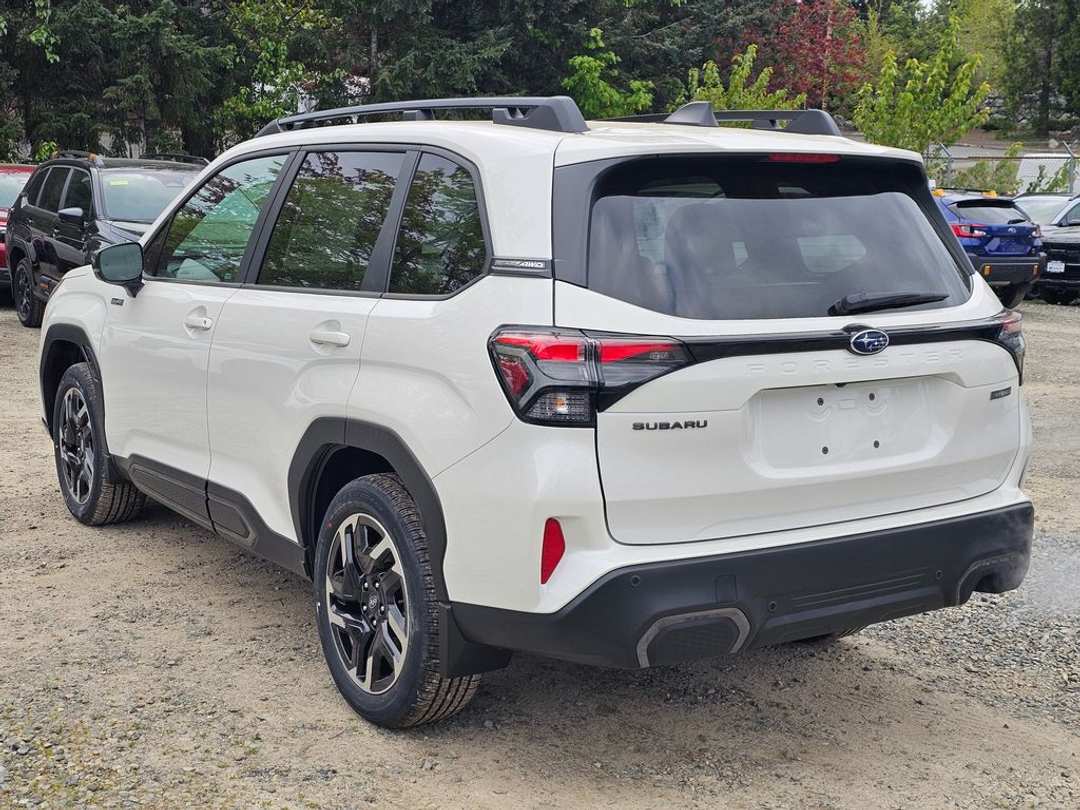 2026 Subaru Forester Limited Hybrid - Image 3