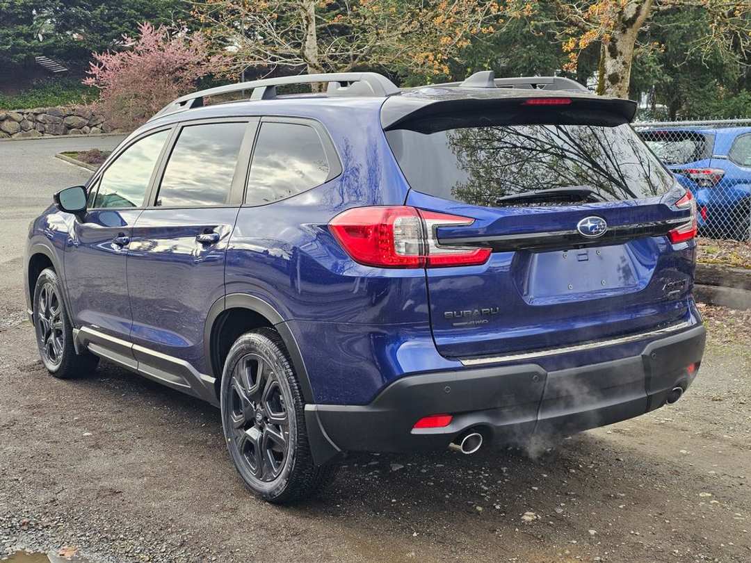2026 Subaru Ascent Onyx Edition Touring - Image 3