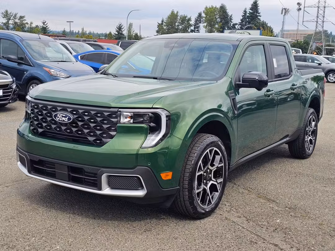 2025 Ford Maverick Lariat - Image 3