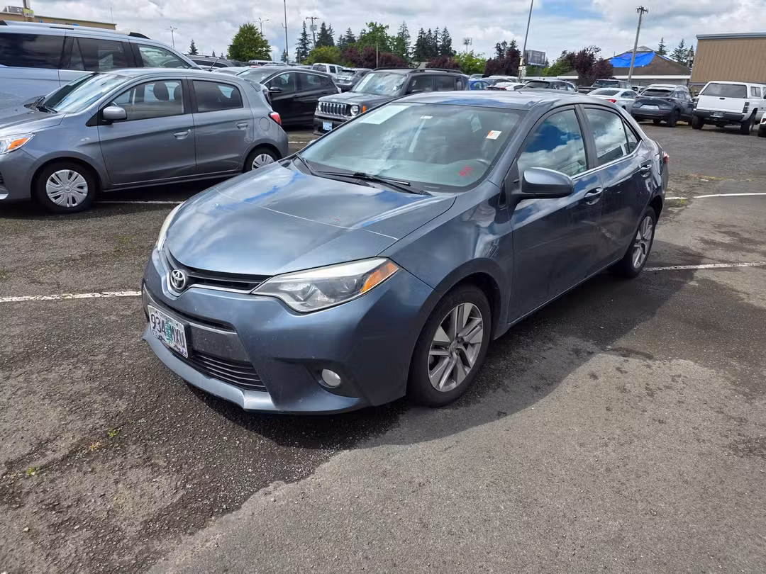 2016 Toyota Corolla LE ECO Premium - Image 2