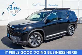 2026 Honda Pilot Elite w/Tow & Adventure Package
