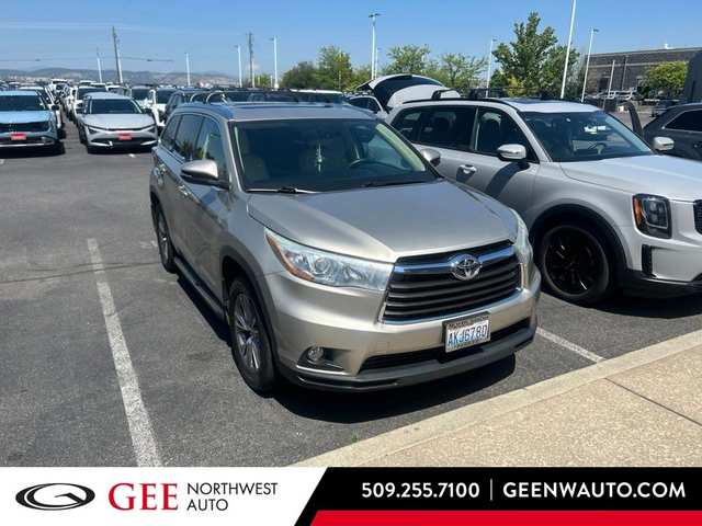 2015 Toyota Highlander XLE V6