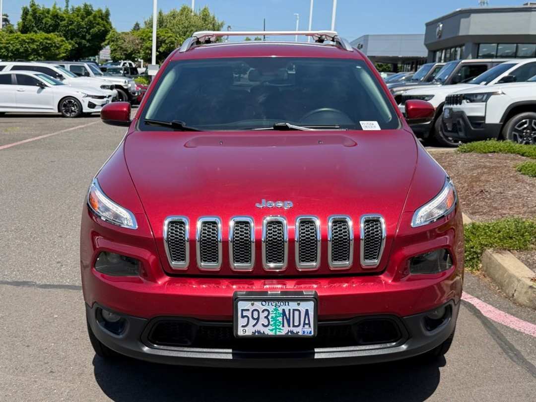 2017 Jeep Cherokee Latitude - Image 3