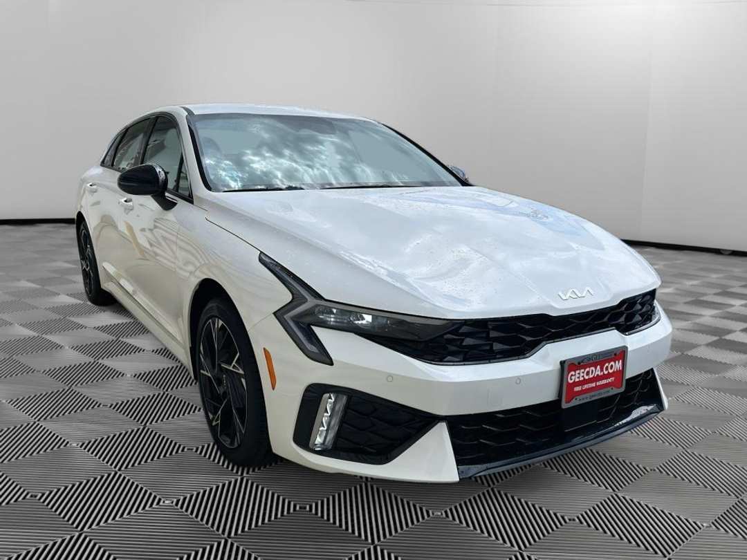 2026 Kia K5 GTLine - Image 3
