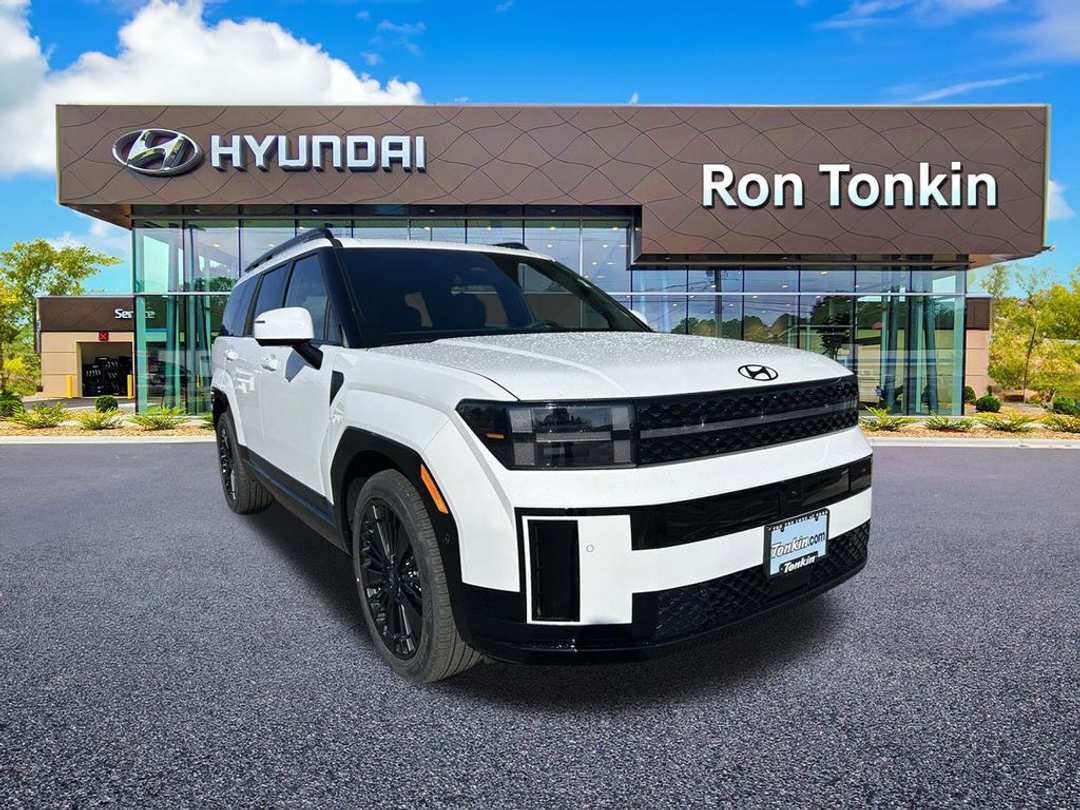 2025 Hyundai Santa Fe Hybrid Calligraphy - Image 2