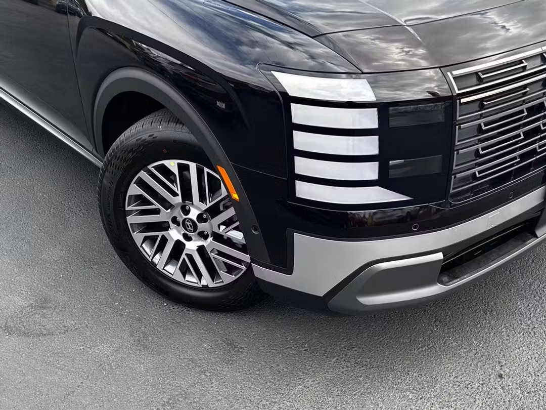 2026 Hyundai Palisade SEL Premium - Image 2