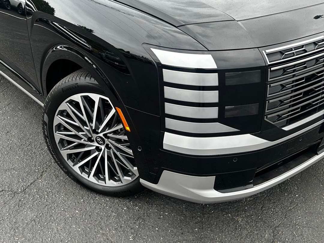 2026 Hyundai Palisade Calligraphy - Image 2