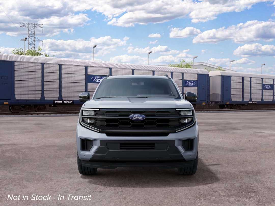 2027 Ford Expedition Active - Image 3