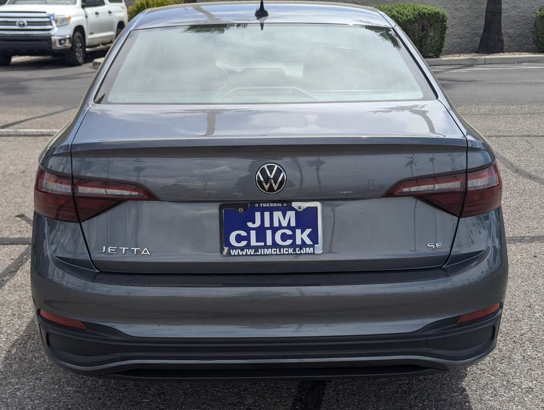 2024 Volkswagen Jetta SE - Image 3