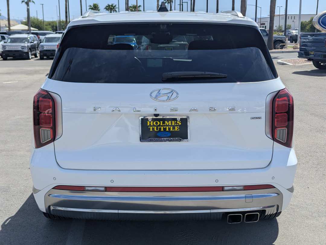 2023 Hyundai Palisade Calligraphy - Image 3