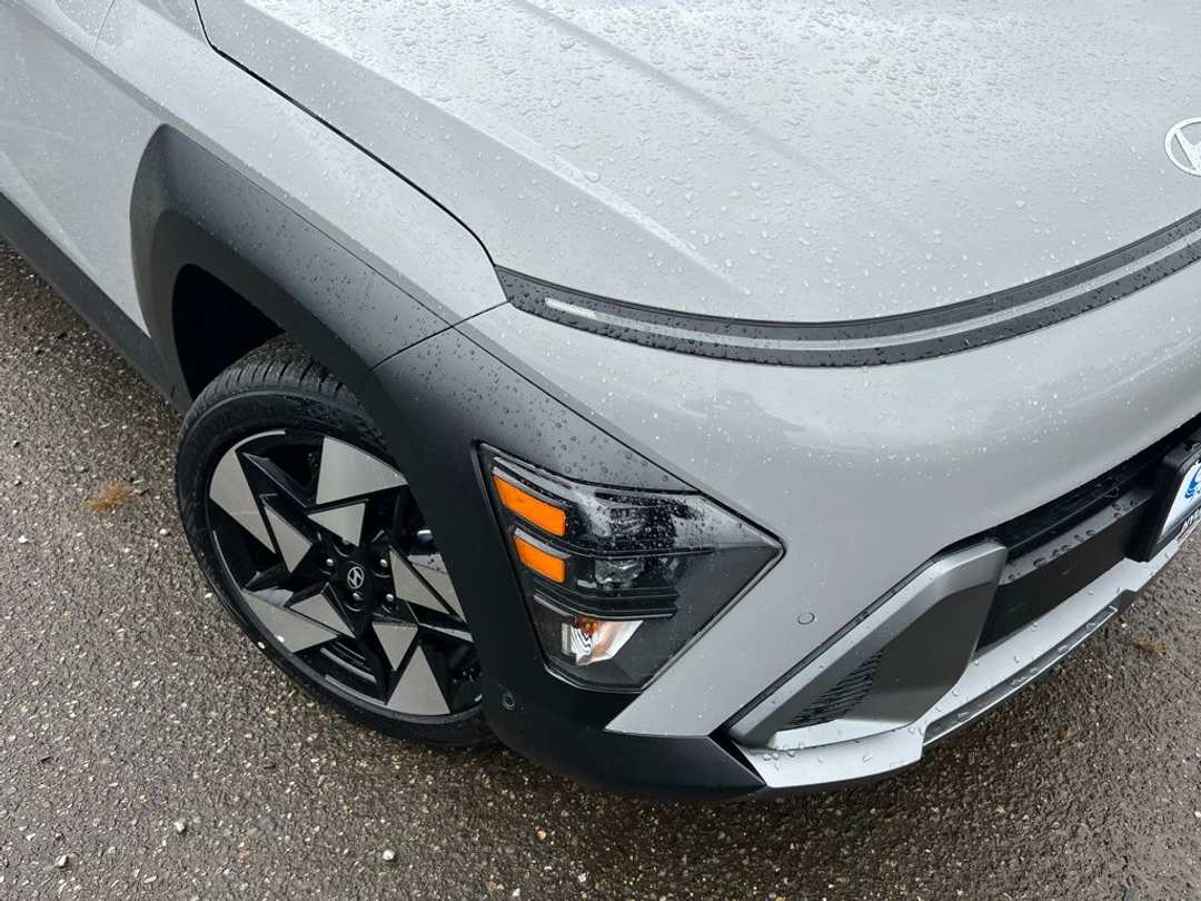 2026 Hyundai Kona Limited - Image 2