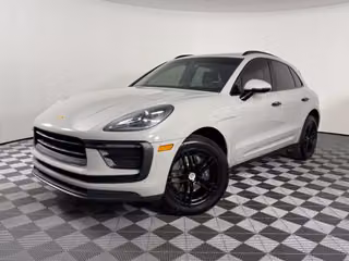 2022 Porsche Macan