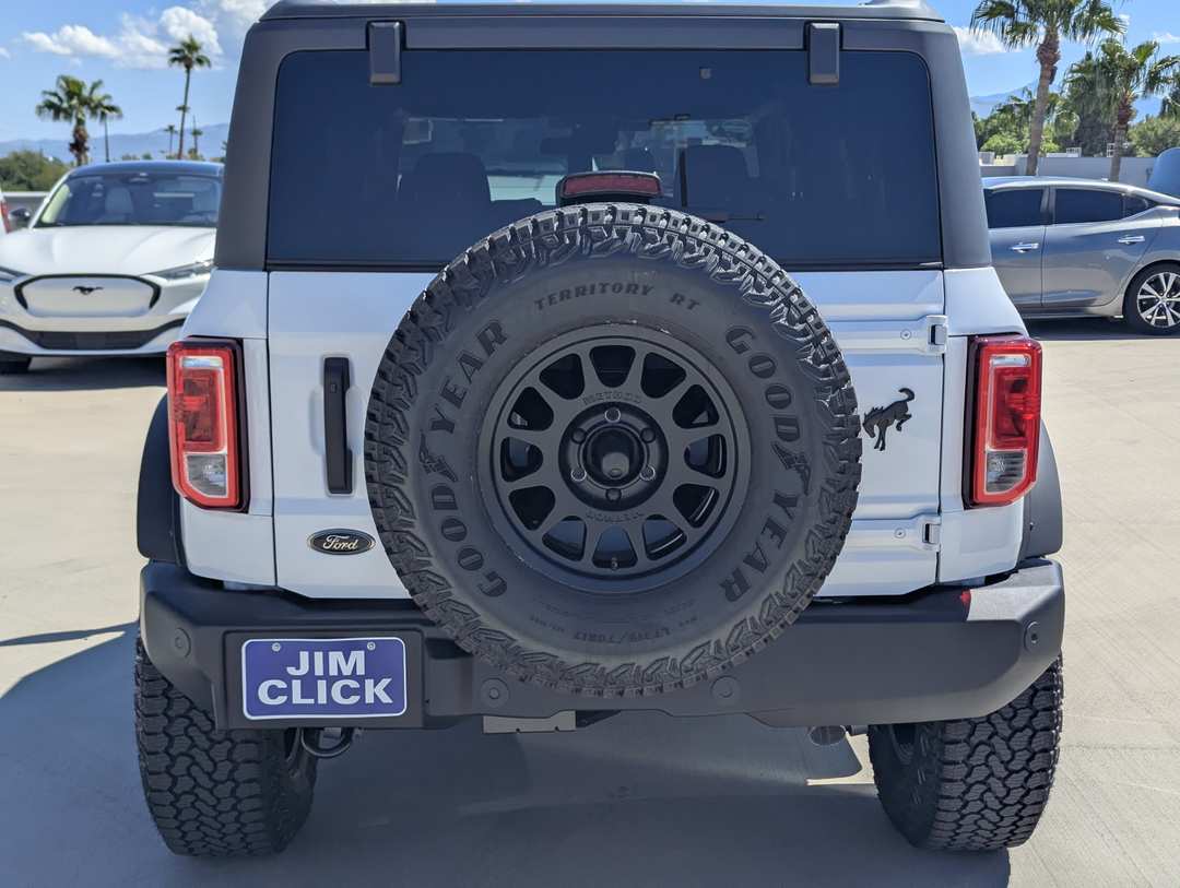 2026 Ford Bronco Big Bend - Image 3