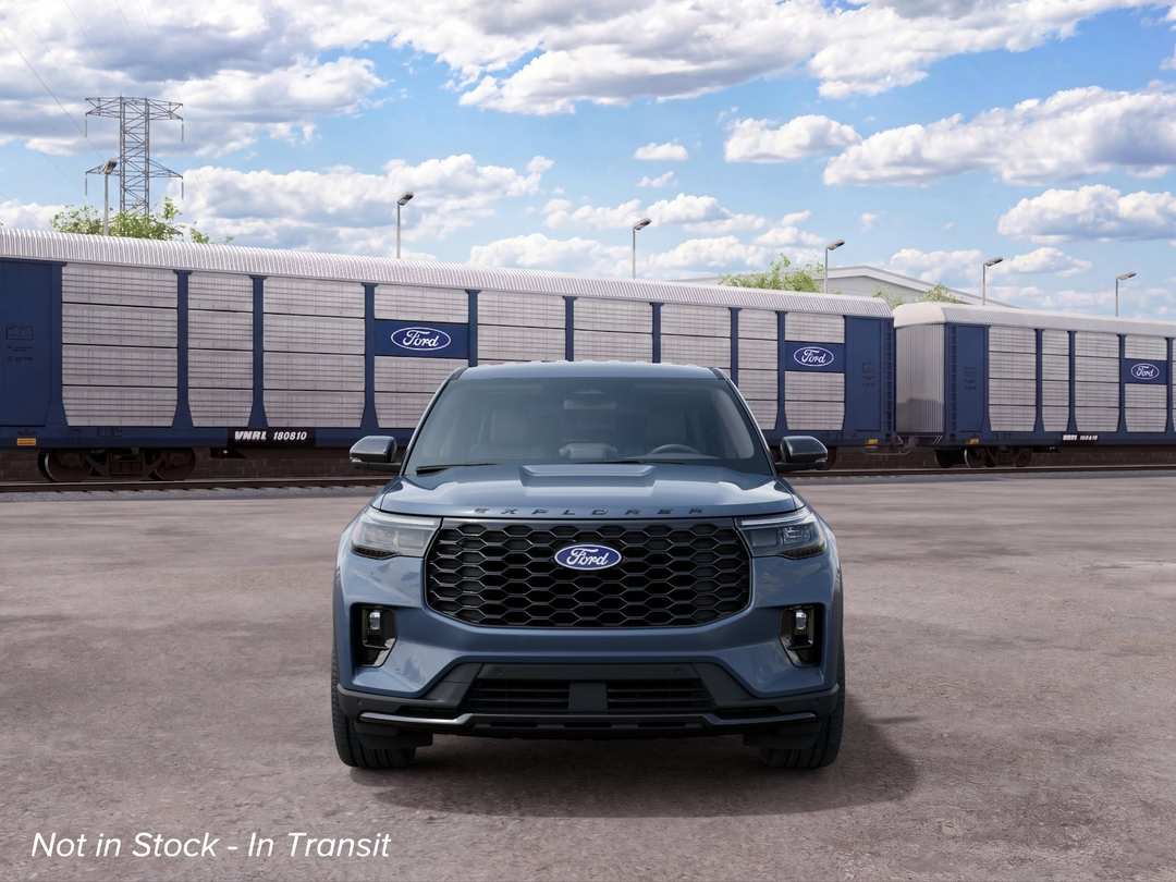 2027 Ford Explorer STLine - Image 3