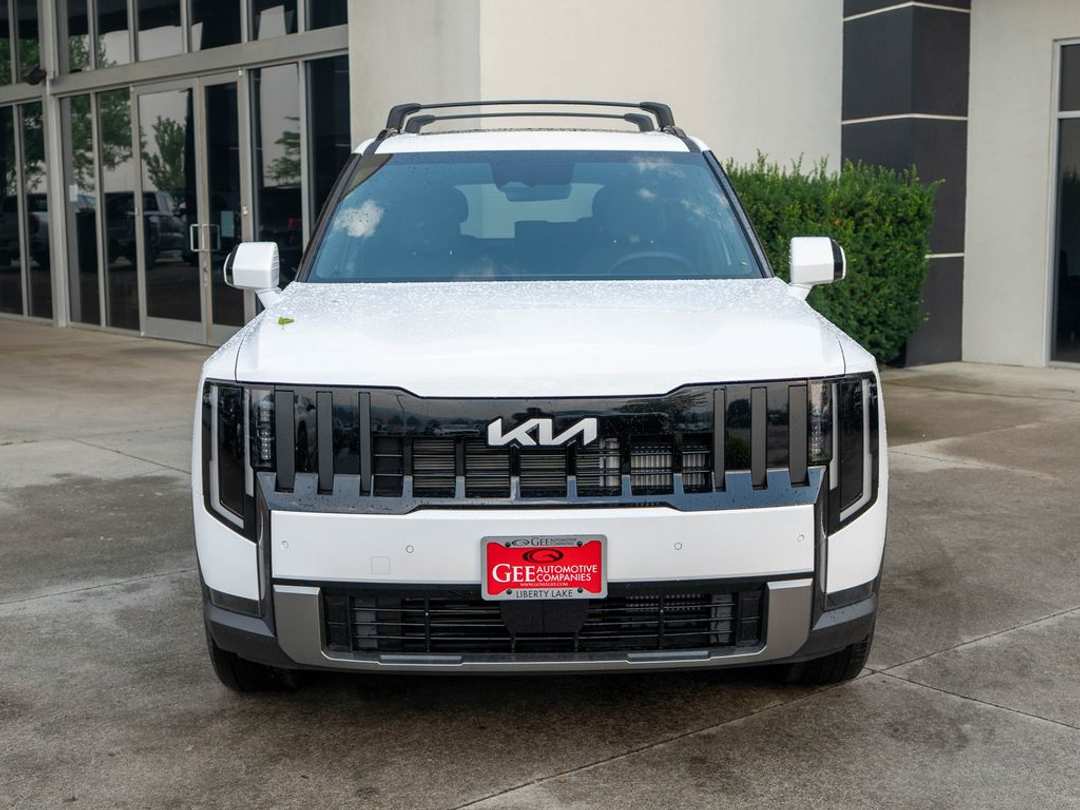 2027 Kia Telluride S - Image 2