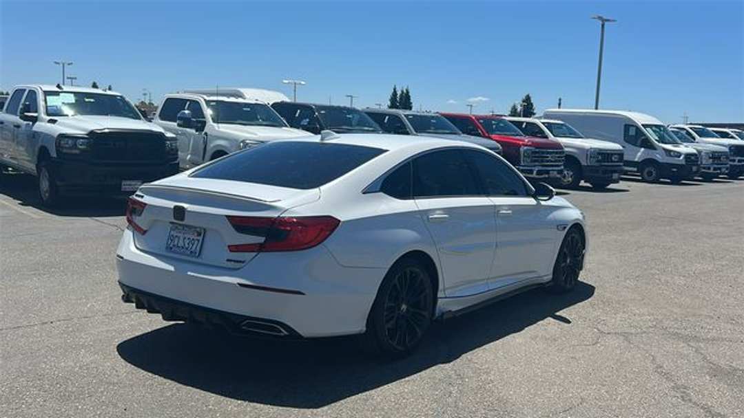 2020 Honda Accord Sport - Image 3