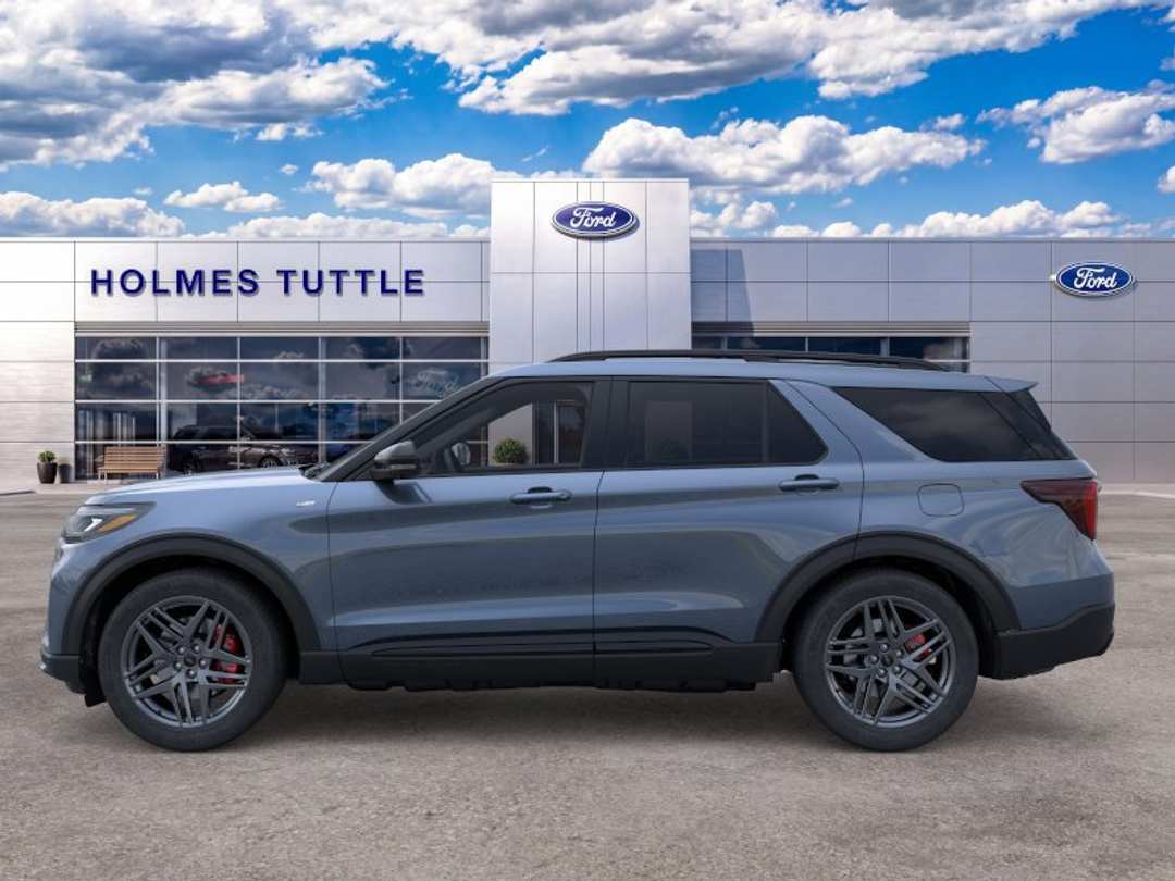 2026 Ford Explorer STLine - Image 3