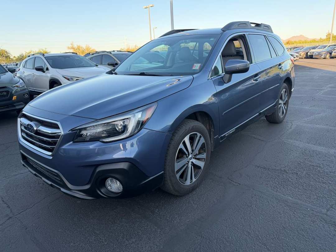 2018 Subaru Outback 3.6R - Image 3
