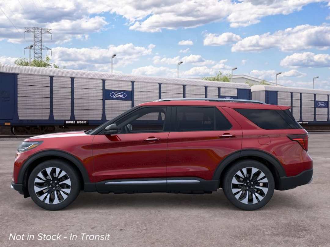 2026 Ford Explorer Platinum - Image 3