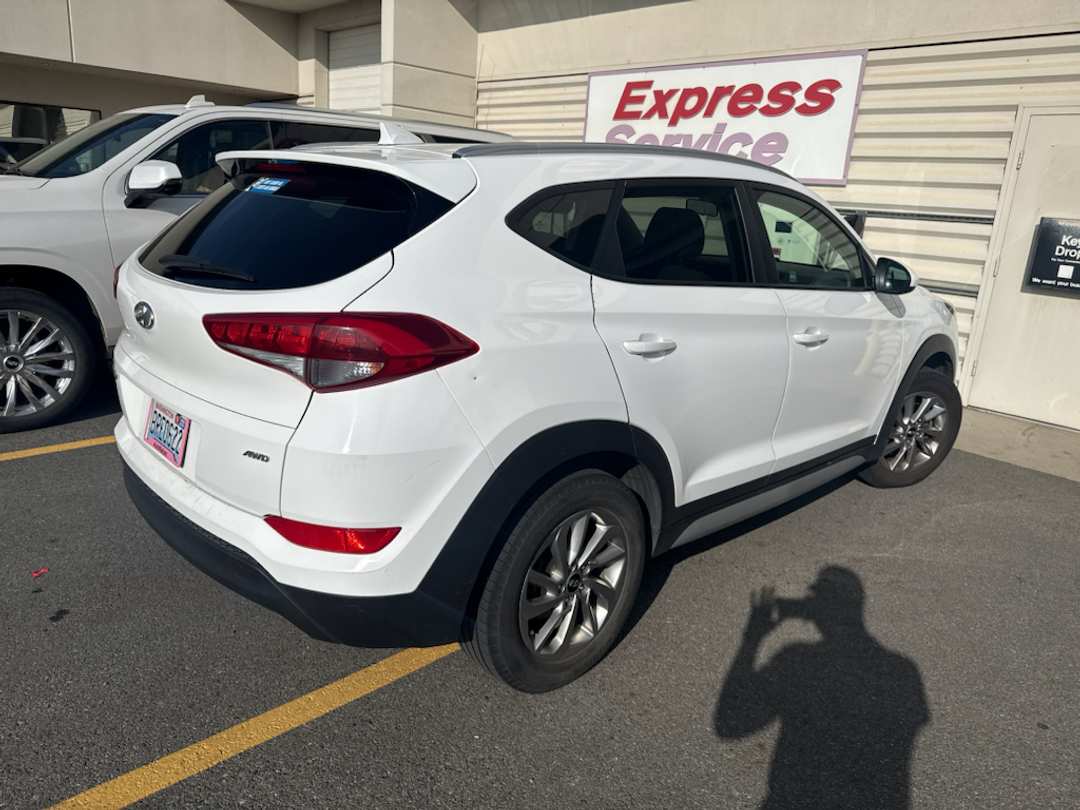 2018 Hyundai Tucson SEL - Image 2