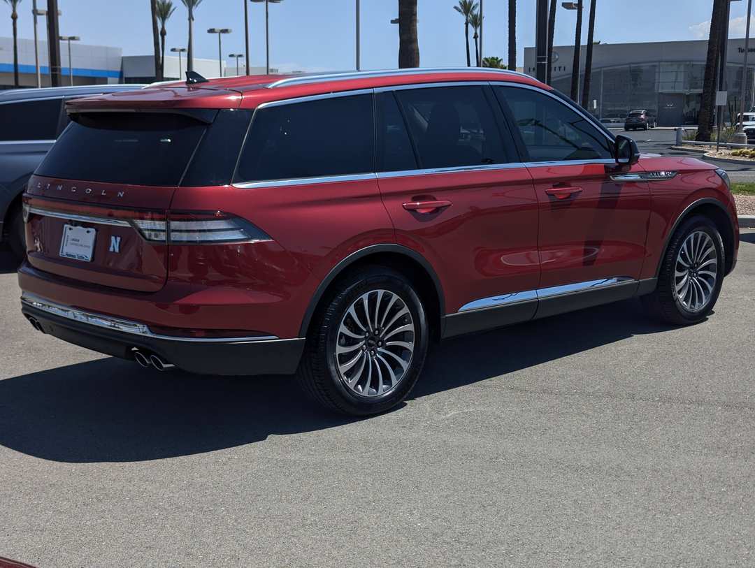 2021 Lincoln Aviator Reserve - Image 2