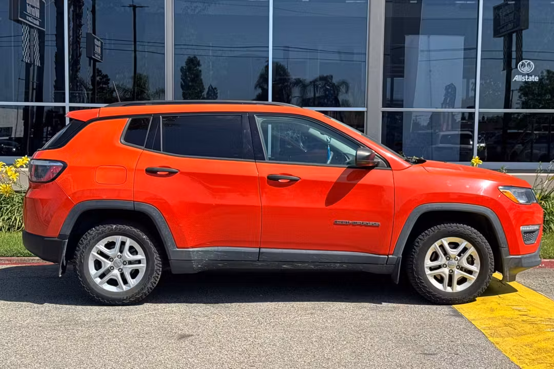 2018 Jeep Compass Sport - Image 3