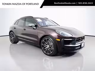 2023 Porsche Macan T
