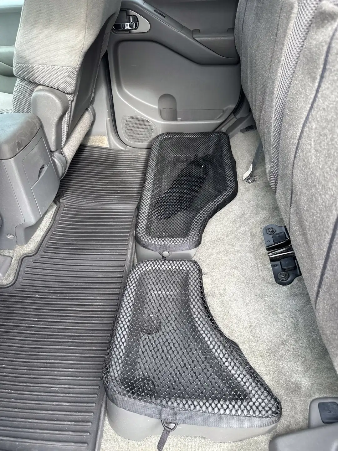 2013 Nissan Frontier SV - Image 3