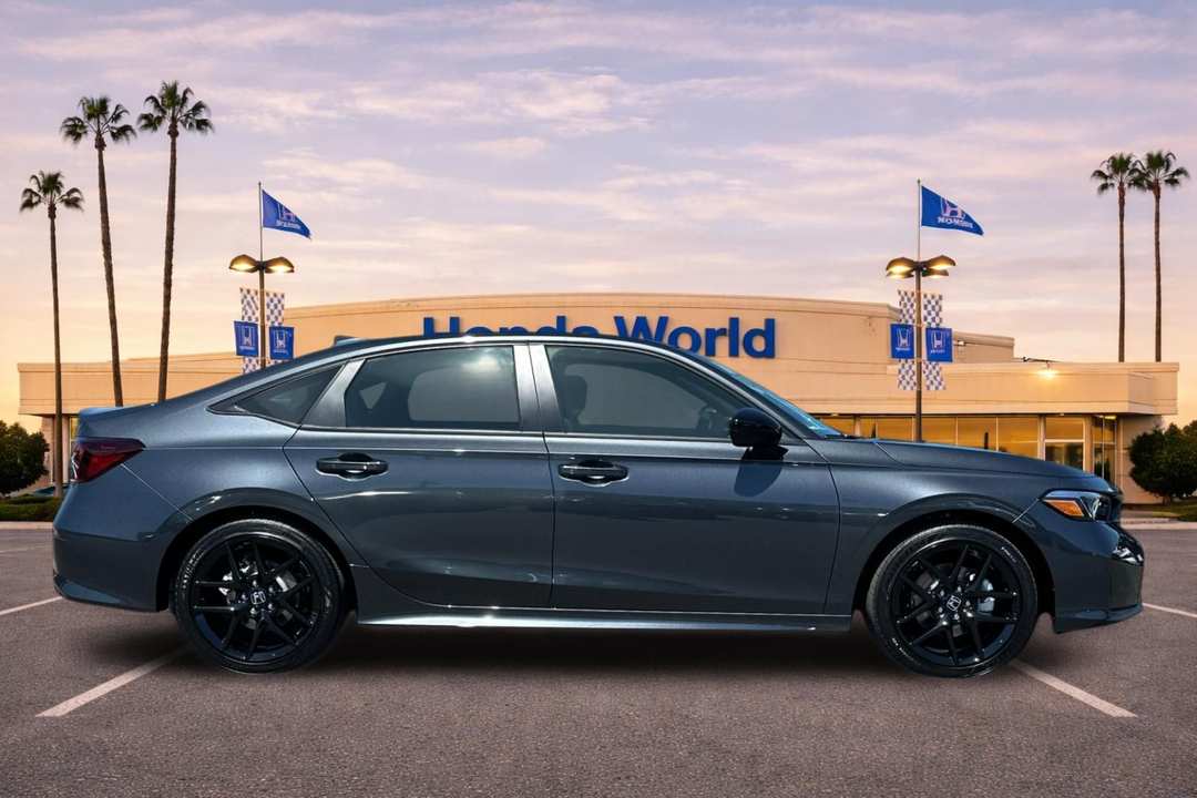 2026 Honda Civic Hybrid Sport - Image 3