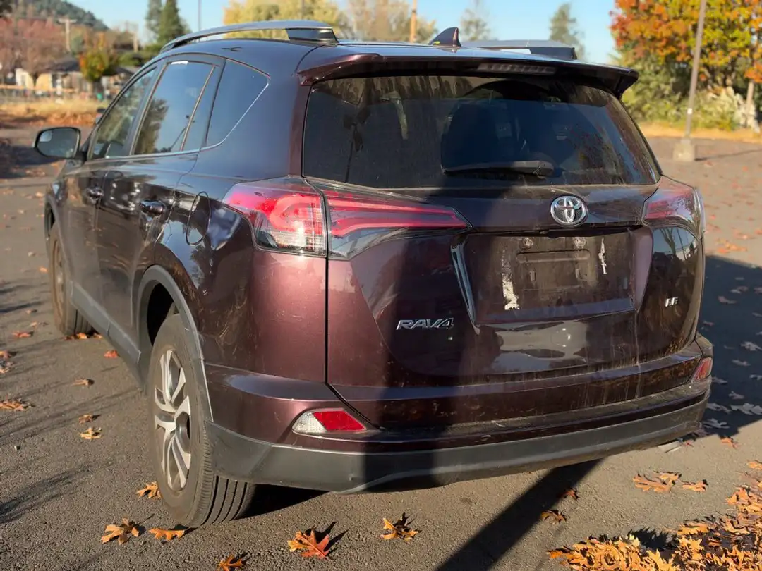 2018 Toyota Rav4 LE - Image 2